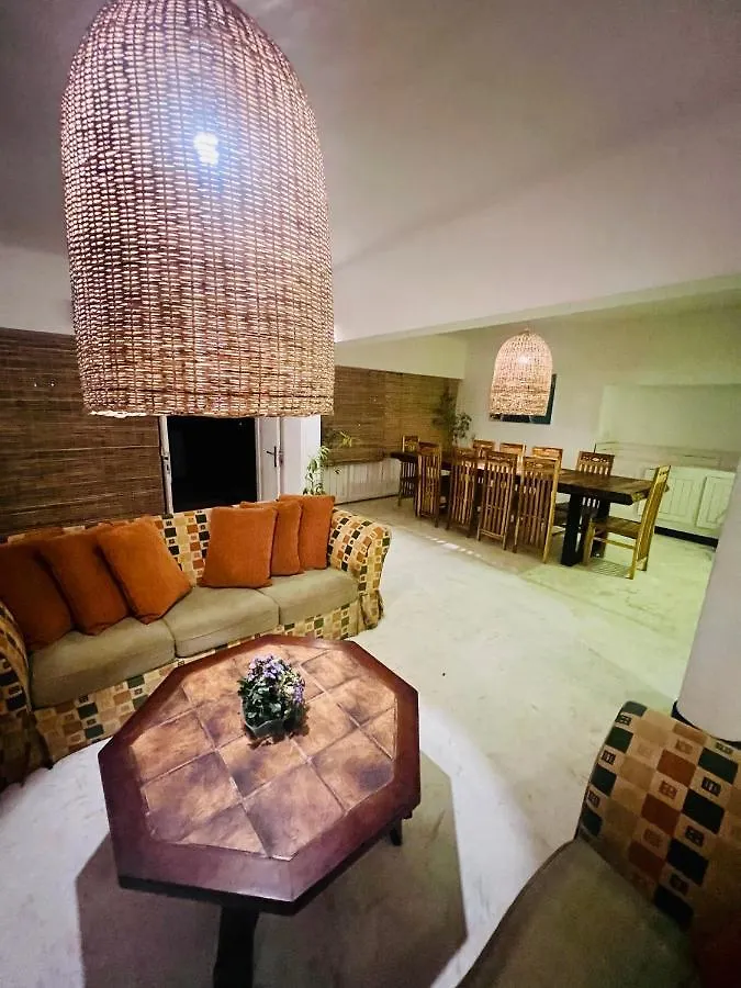 Lodge Louis Lake Villa Kandy